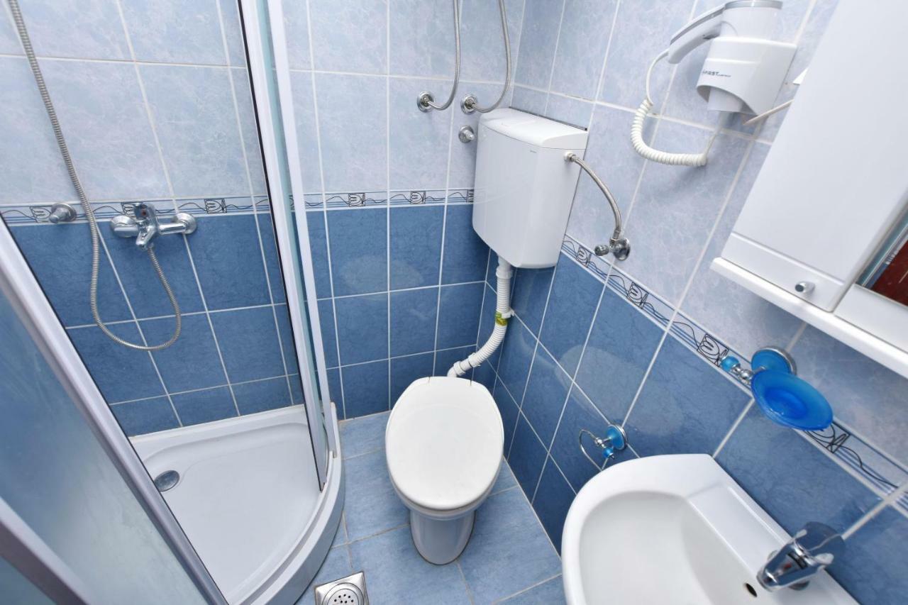 Apartments Siljak Petrovac Ngoại thất bức ảnh