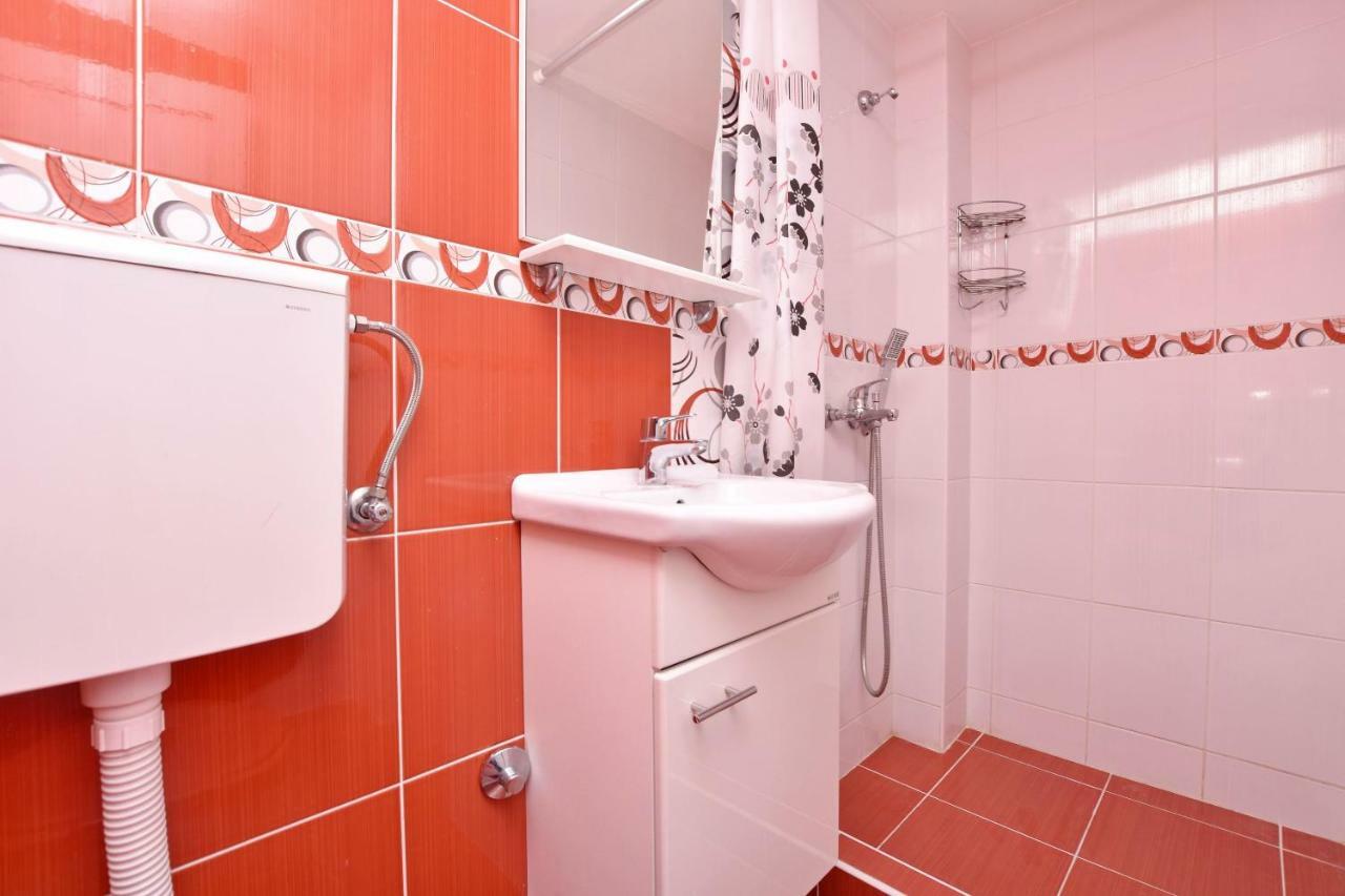 Apartments Siljak Petrovac Ngoại thất bức ảnh