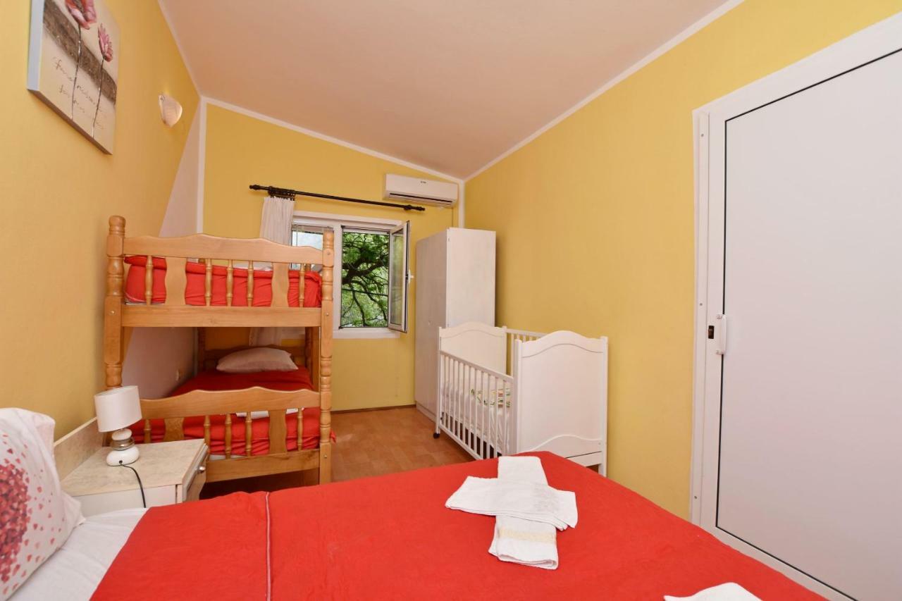 Apartments Siljak Petrovac Ngoại thất bức ảnh
