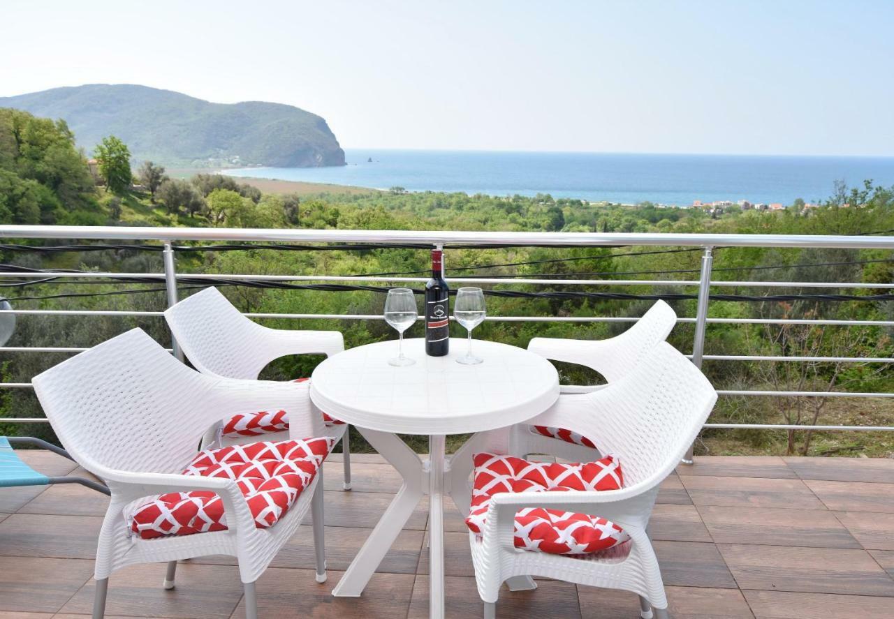 Apartments Siljak Petrovac Ngoại thất bức ảnh
