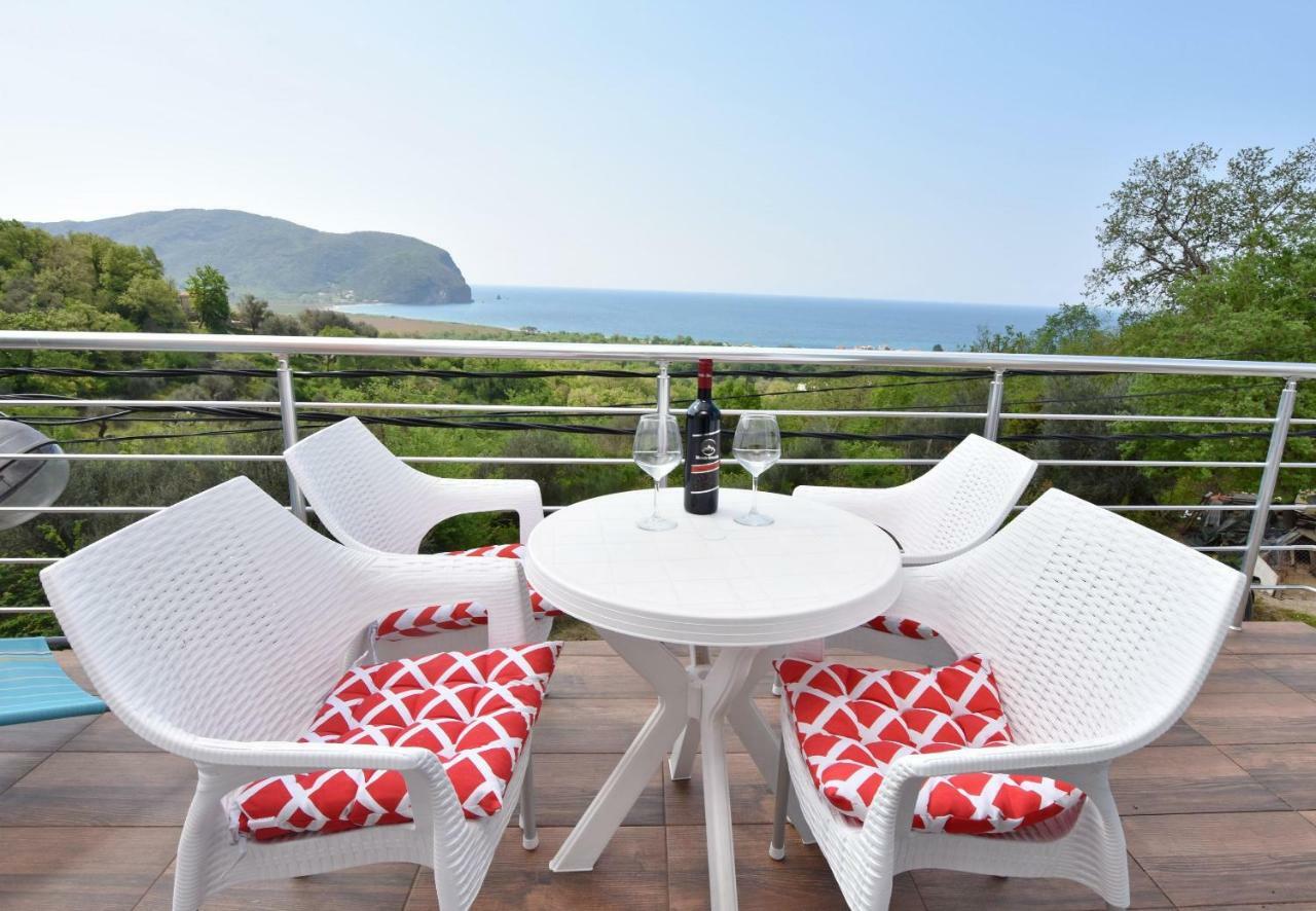 Apartments Siljak Petrovac Ngoại thất bức ảnh
