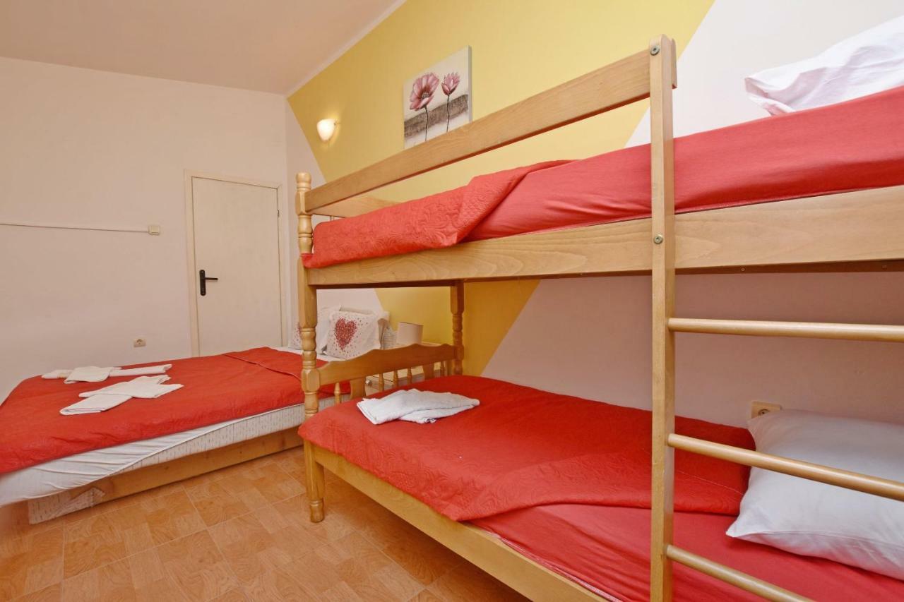 Apartments Siljak Petrovac Ngoại thất bức ảnh